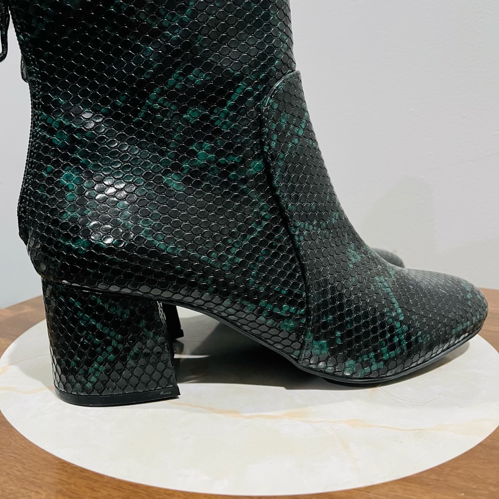 UO faux snakeskin ankle boots - Picture 4 of 4